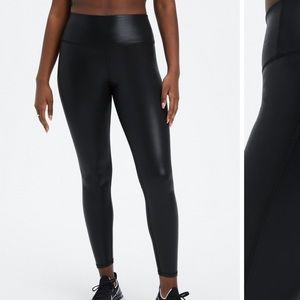 NWT Fabletics Define PowerHold High Waisted Legging